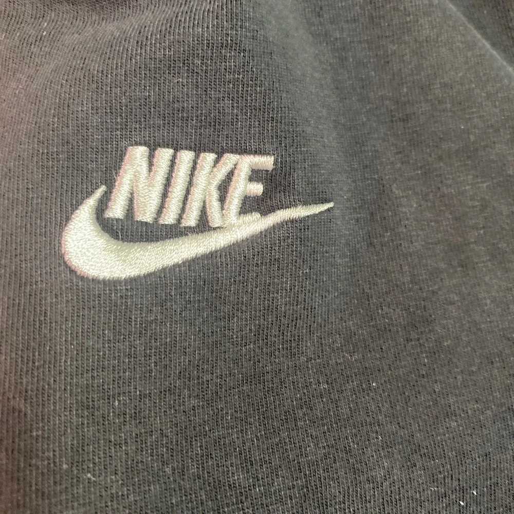𝅺NIKE Thin  Pullover Hoodie Sweatshirt Black Medium